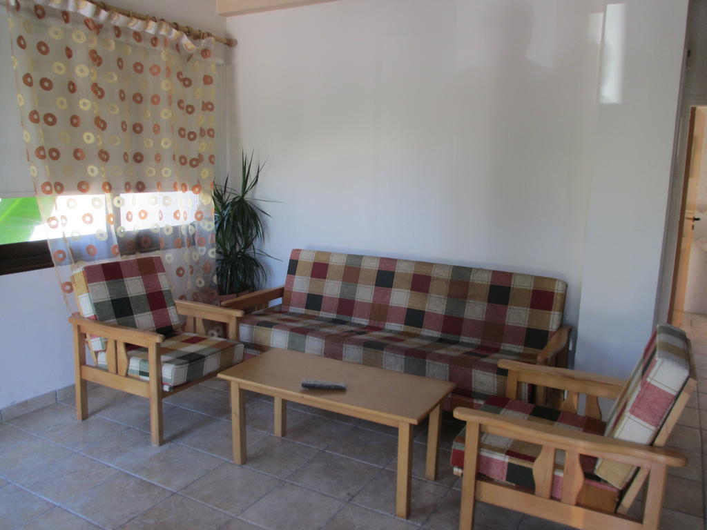Anastasia Holiday Apartments Klorakas Bilik gambar
